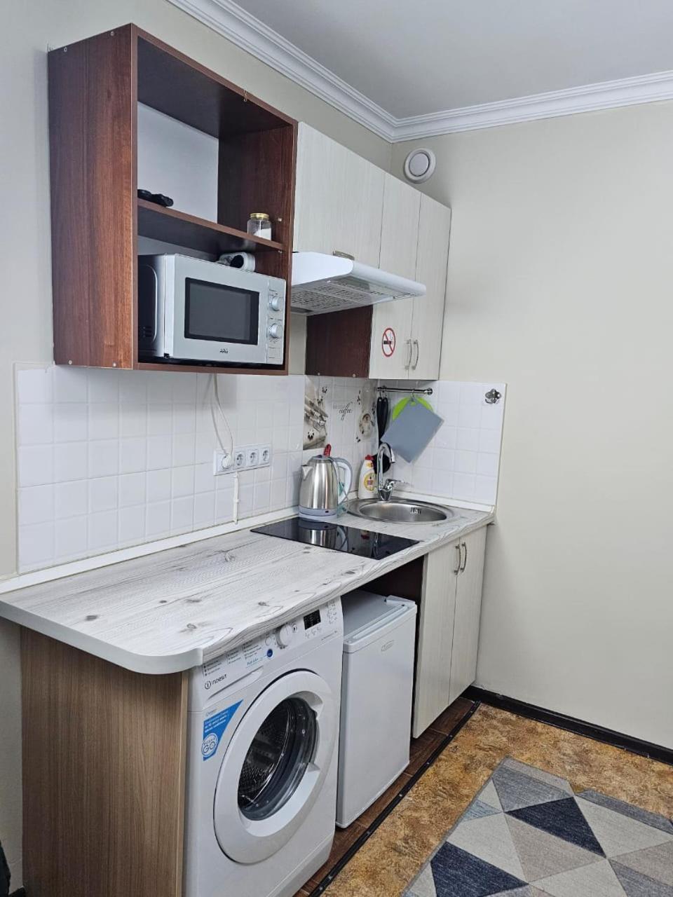 Апартаменты На Улице Клочкова, 128 Almaty Luaran gambar